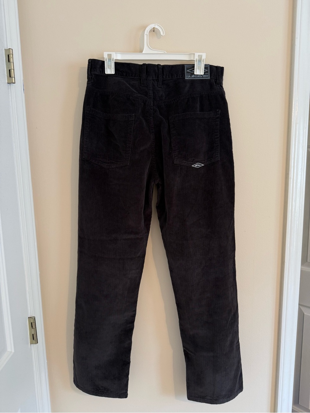 NWT Quicksilver Landers Cord Pants Regular Fit Corduroy 5-Pocket Black Men’s 32 - Picture 4 of 14